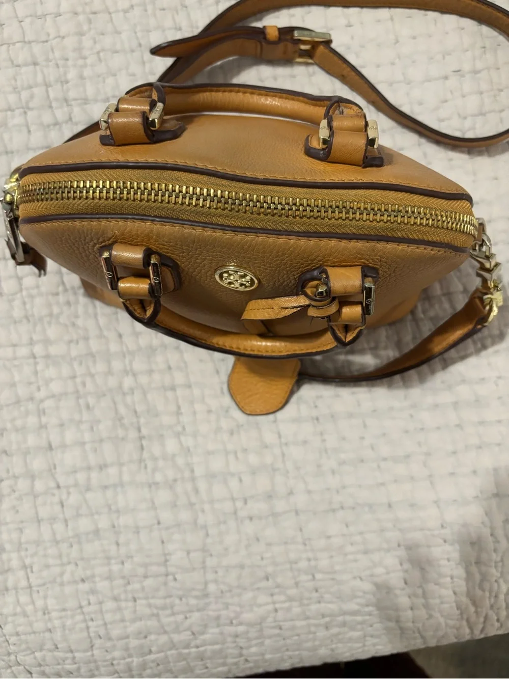 🌻SALE🌻Tory Burch Robinson tan Leather Crossbody Satchel
